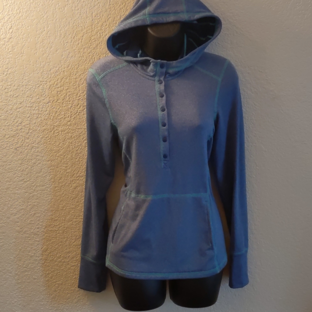 Rei woman's pull over